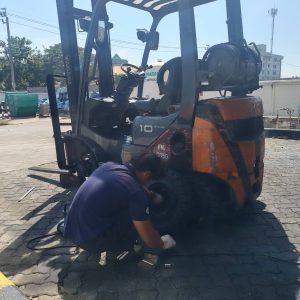 Install Tyre